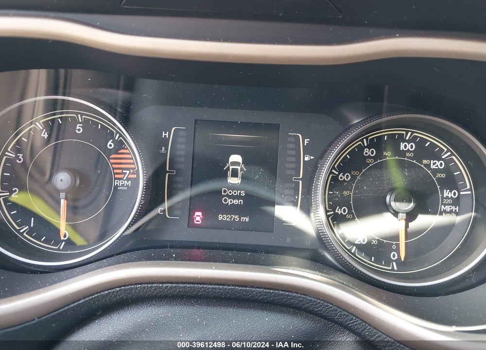 2016 JEEP CHEROKEE ALTITUDE VIN: 1C4PJLAB9GW355334