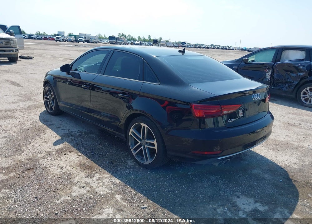 2018 AUDI A3 VIN: WAUAUGFF6J1093970