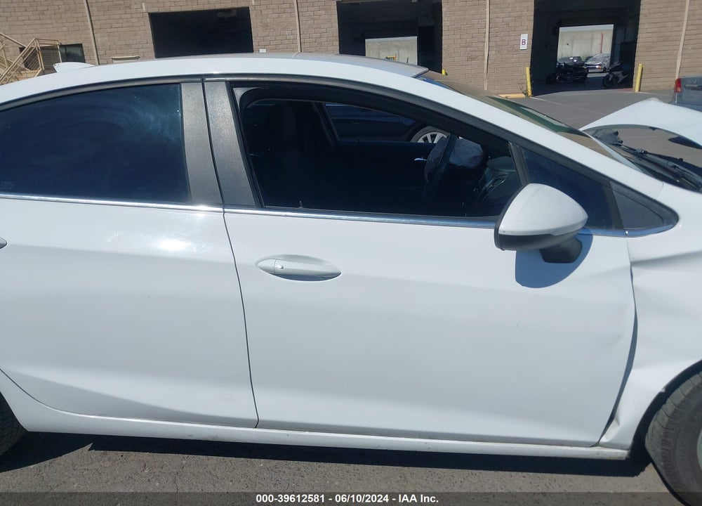 2017 CHEVROLET CRUZE LT AUTO VIN: 1G1BE5SM3H7235401