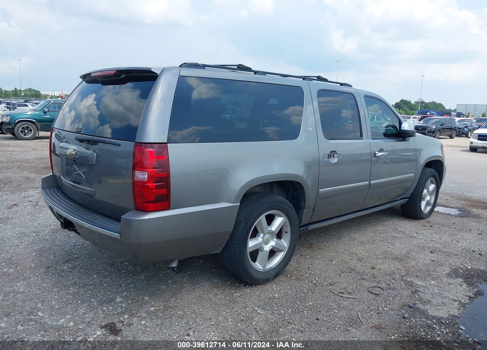 2009 CHEVROLET SUBURBAN 1500 LTZ VIN: 1GNFC36J39R206884
