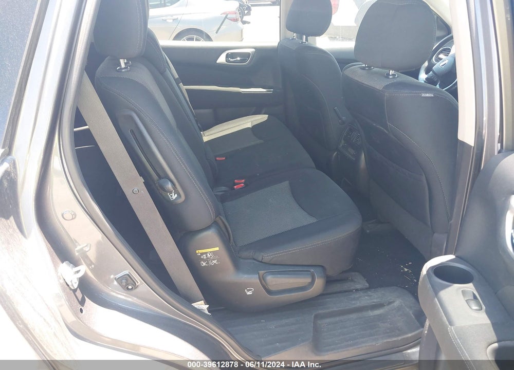 2017 NISSAN PATHFINDER PLATINUM/S/SL/SV VIN: 5N1DR2MM6HC641644