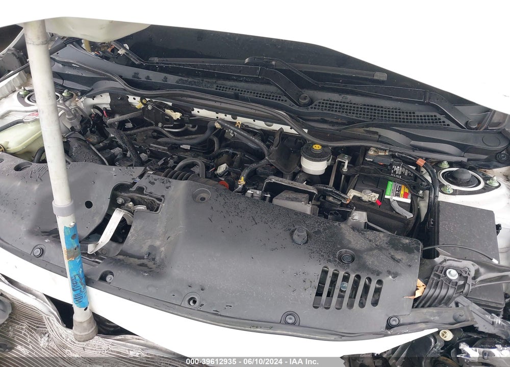 2017 HONDA CIVIC VIN: SHHFK7H70HU400926