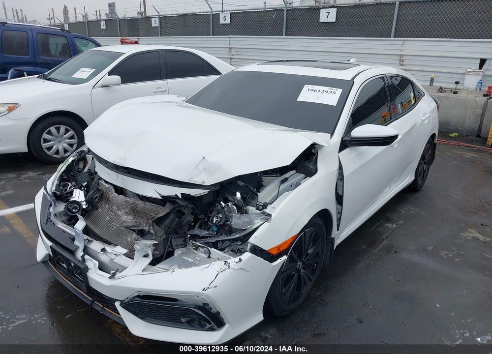 2017 HONDA CIVIC VIN: SHHFK7H70HU400926