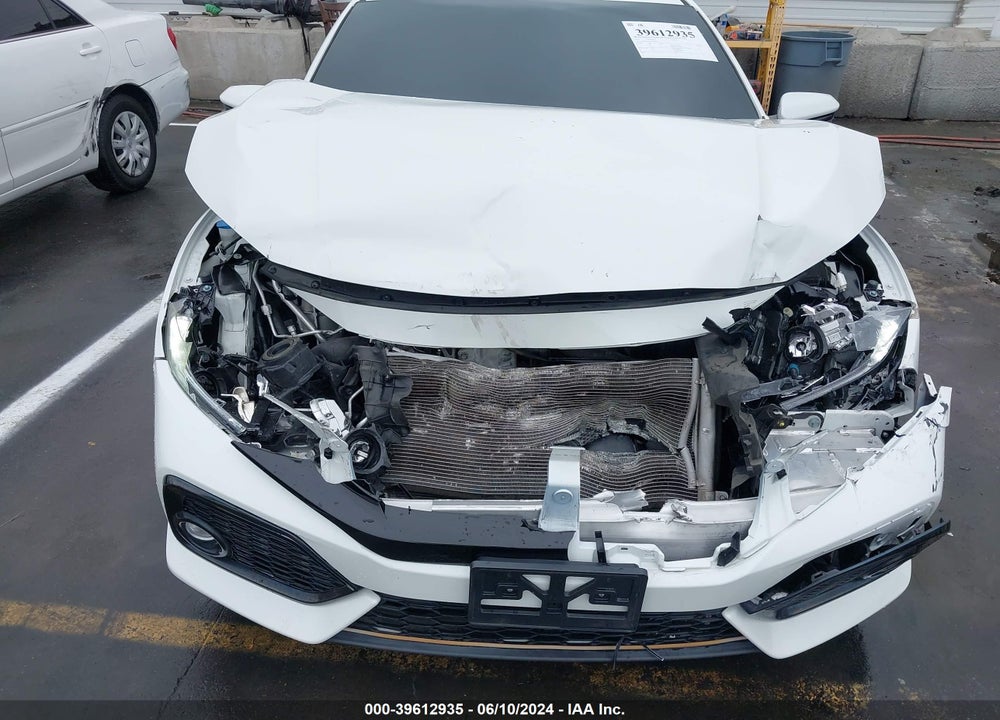 2017 HONDA CIVIC VIN: SHHFK7H70HU400926