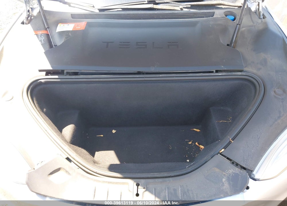 2018 TESLA MODEL S 100D/75D/P100D VIN: 5YJSA1E28JF250515