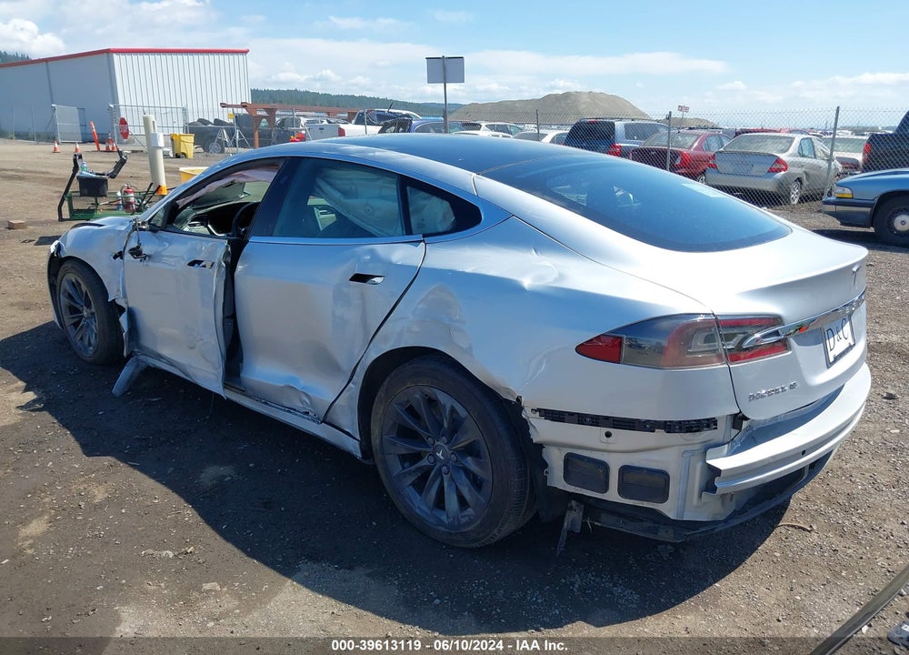 2018 TESLA MODEL S 100D/75D/P100D VIN: 5YJSA1E28JF250515