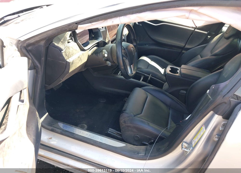 2018 TESLA MODEL S 100D/75D/P100D VIN: 5YJSA1E28JF250515