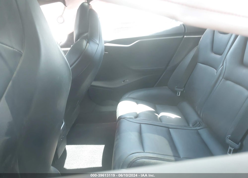 2018 TESLA MODEL S 100D/75D/P100D VIN: 5YJSA1E28JF250515