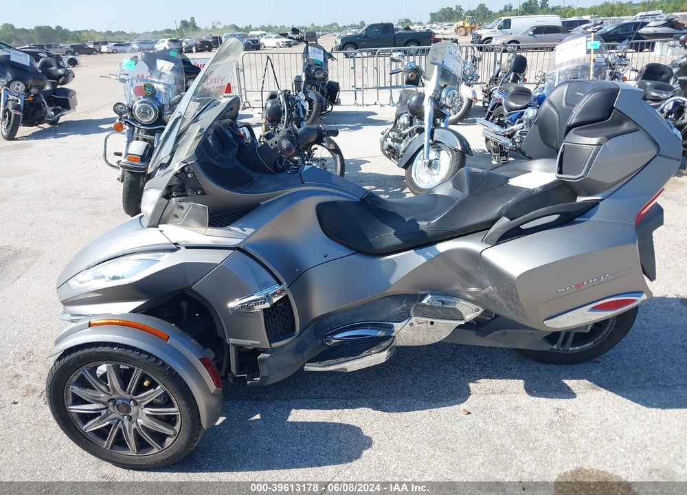 2014 CAN-AM SPYDER ROADSTER RT/RTS/RT LIMITED VIN: 2BXNBDD12EV001875