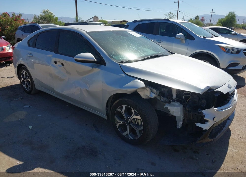 2021 KIA FORTE LXS VIN: 3KPF24AD1ME414009
