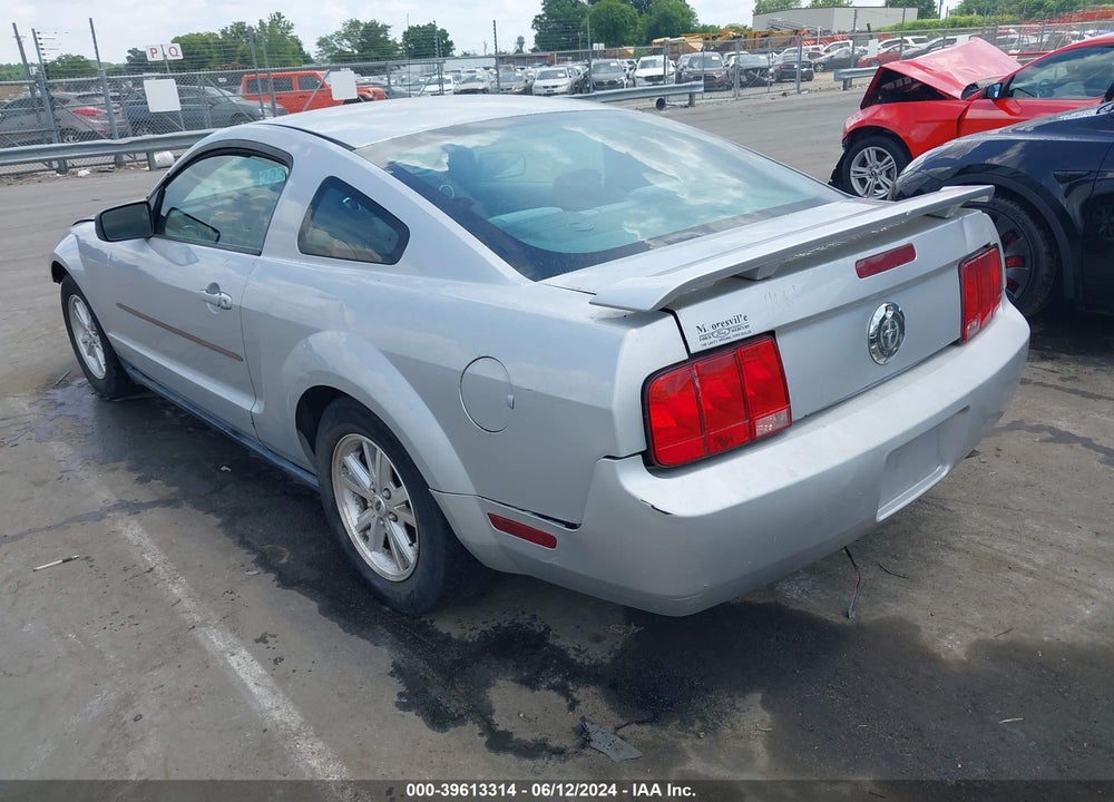 2005 FORD MUSTANG V6 DELUXE/V6 PREMIUM VIN: 1ZVFT80N455202049