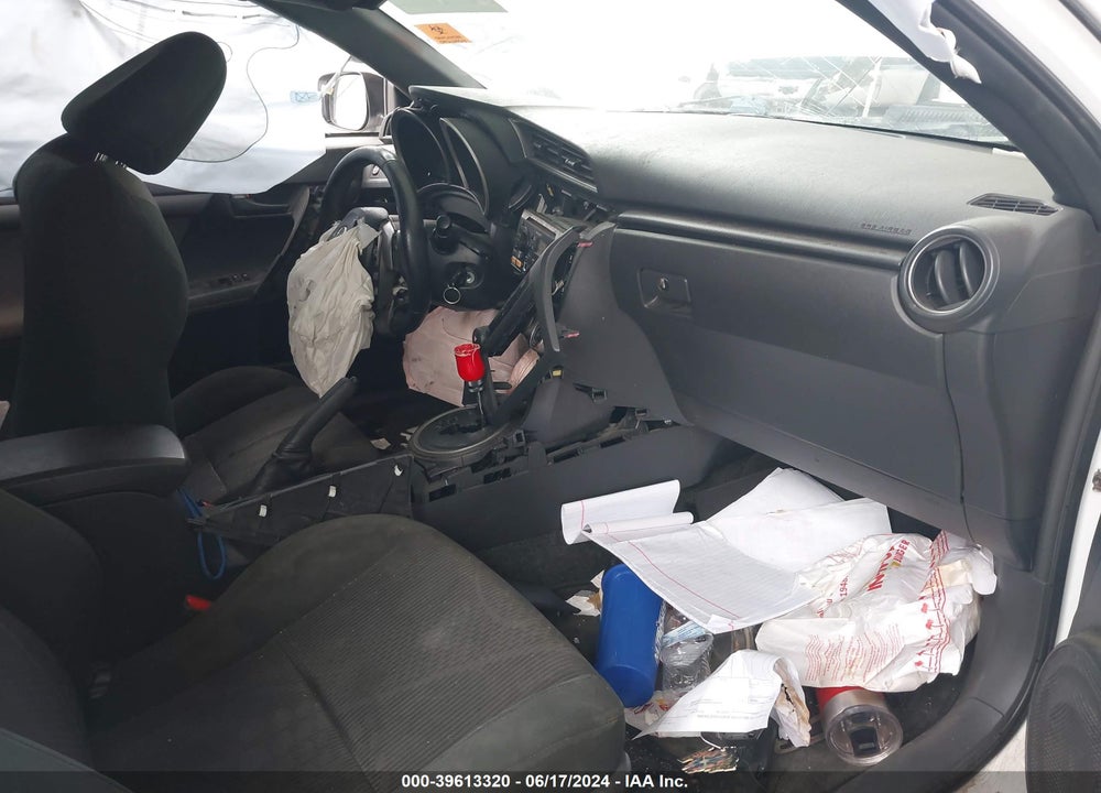 2013 SCION TC VIN: JTKJF5C71D3045888