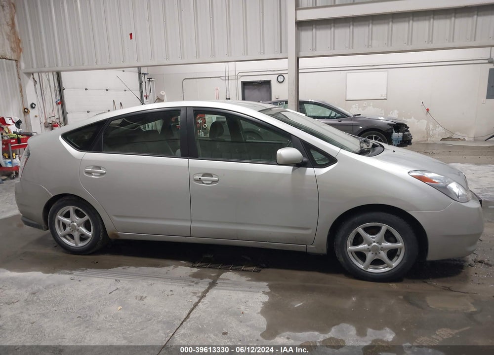 2005 TOYOTA PRIUS VIN: JTDKB20UX53101781