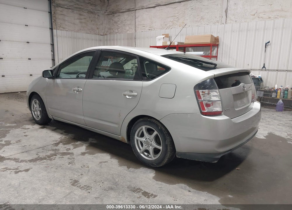 2005 TOYOTA PRIUS VIN: JTDKB20UX53101781
