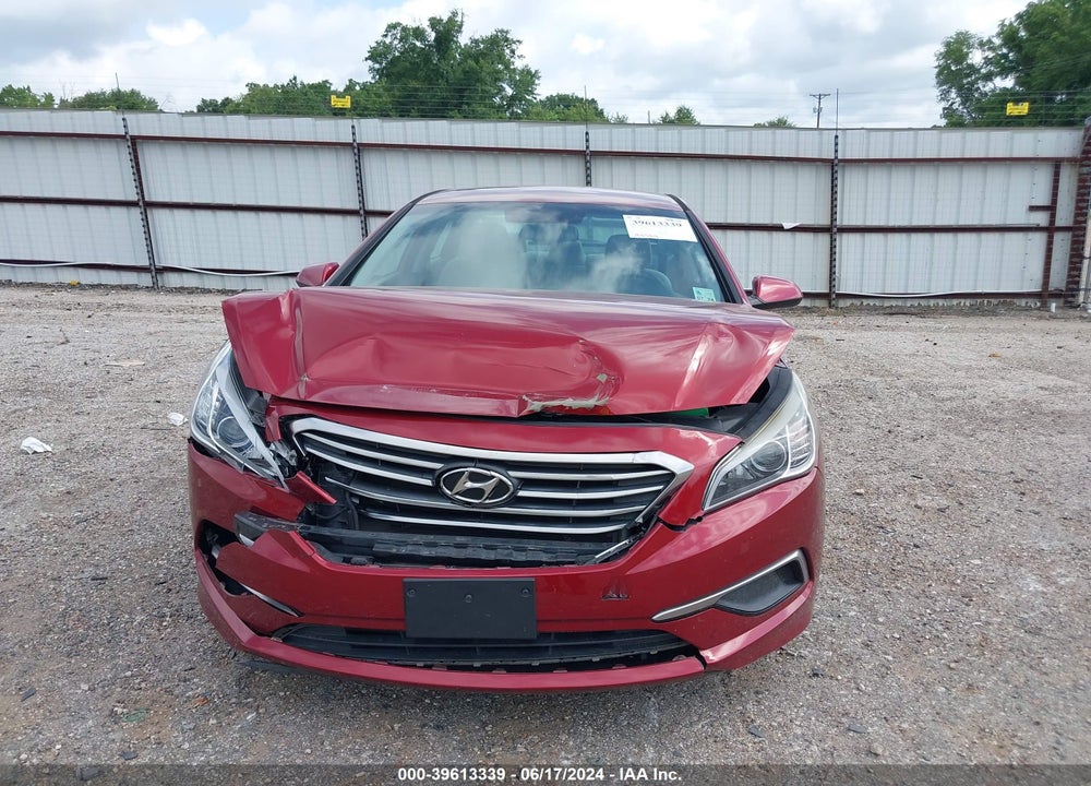 2016 HYUNDAI SONATA SE VIN: 5NPE24AF1GH365536