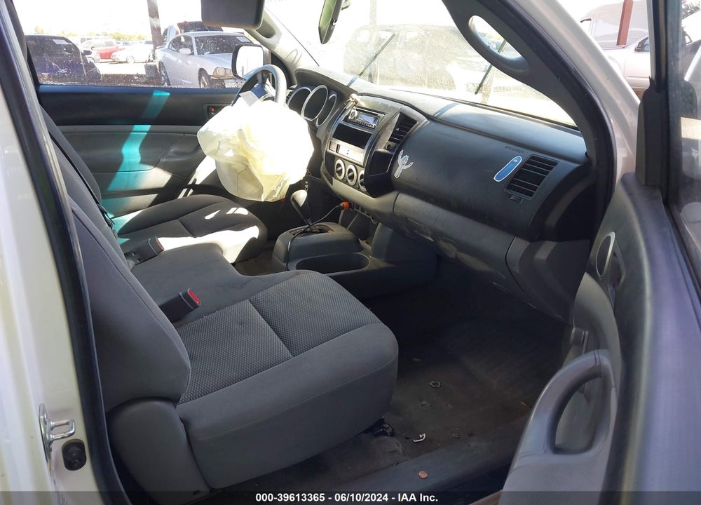 2009 TOYOTA TACOMA VIN: 5TENX22N49Z621700