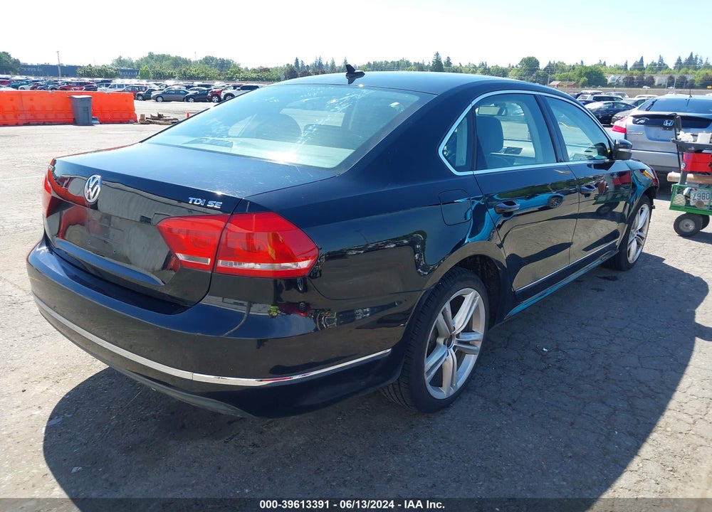 2013 VOLKSWAGEN PASSAT VIN: 1VWBN7A38DC013026