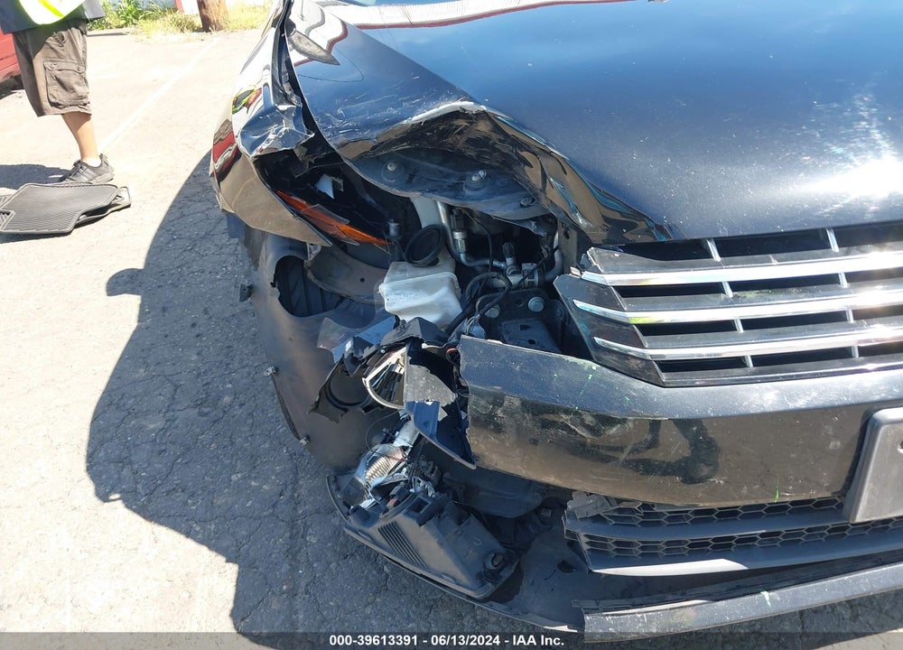 2013 VOLKSWAGEN PASSAT VIN: 1VWBN7A38DC013026