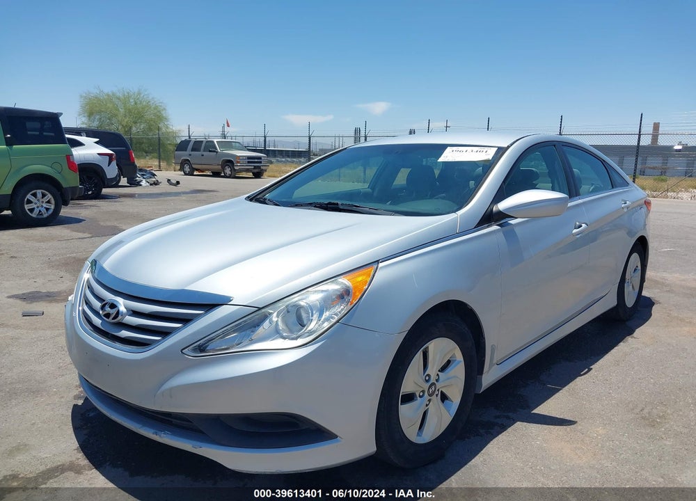 2014 HYUNDAI SONATA GLS VIN: 5NPEB4AC5EH821198