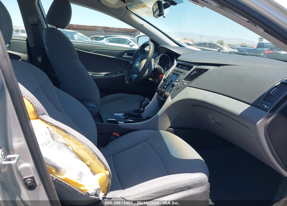 2014 HYUNDAI SONATA GLS VIN: 5NPEB4AC5EH821198