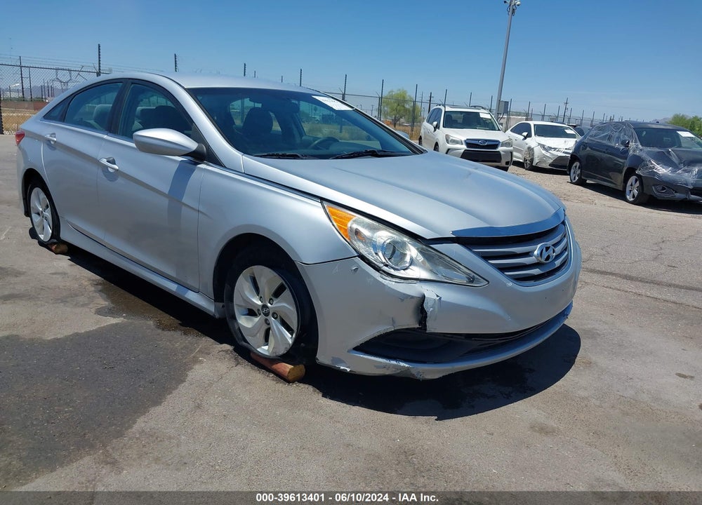 2014 HYUNDAI SONATA GLS VIN: 5NPEB4AC5EH821198