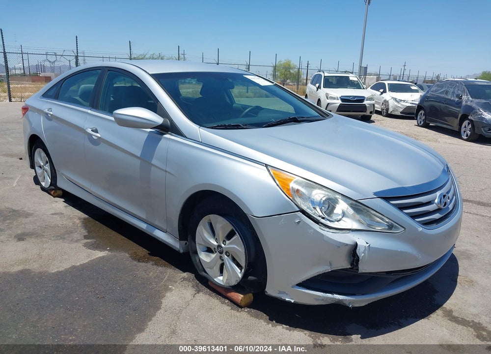 2014 HYUNDAI SONATA GLS VIN: 5NPEB4AC5EH821198