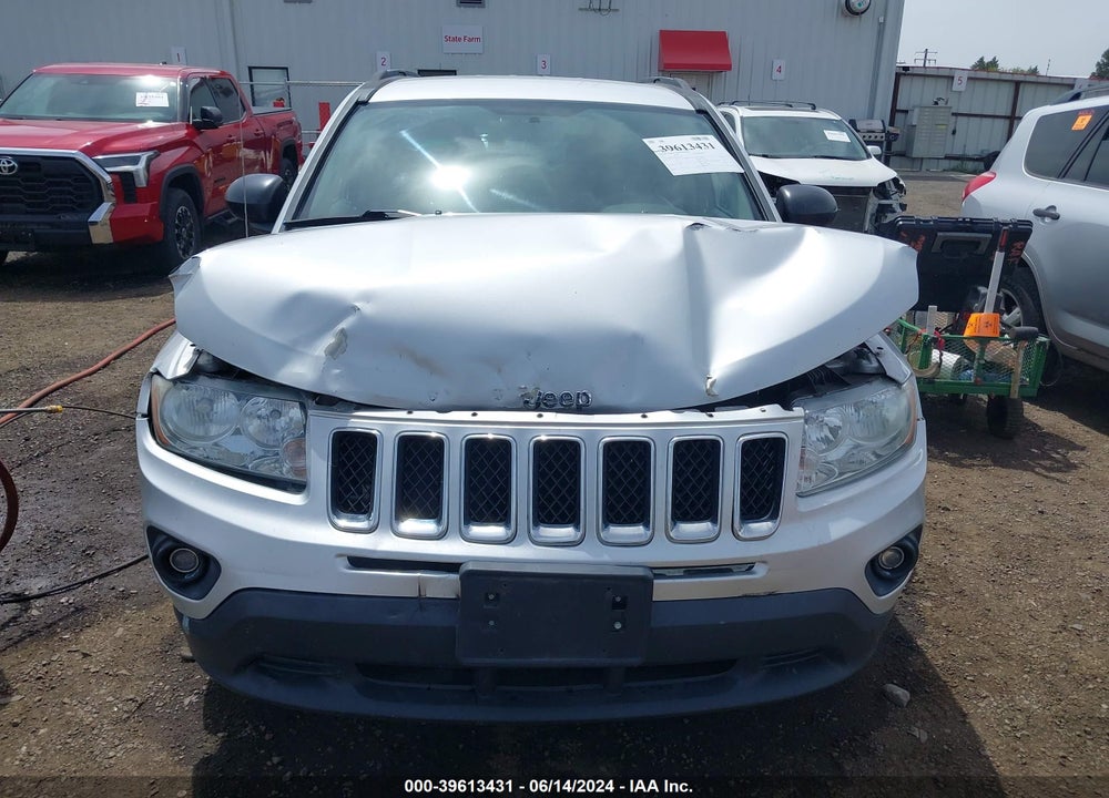 2011 JEEP COMPASS VIN: 1J4NF1FB2BD136638