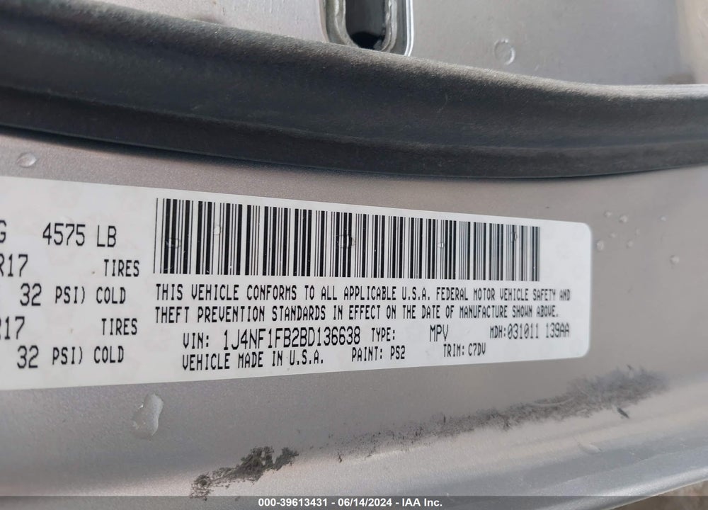 2011 JEEP COMPASS VIN: 1J4NF1FB2BD136638