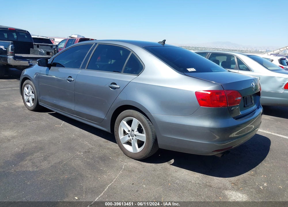 2012 VOLKSWAGEN JETTA 2.0L TDI VIN: 3VWLL7AJ0CM394554