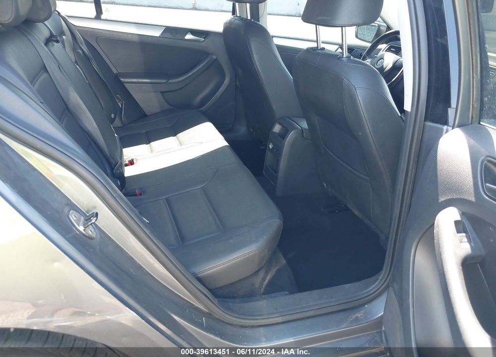 2012 VOLKSWAGEN JETTA 2.0L TDI VIN: 3VWLL7AJ0CM394554