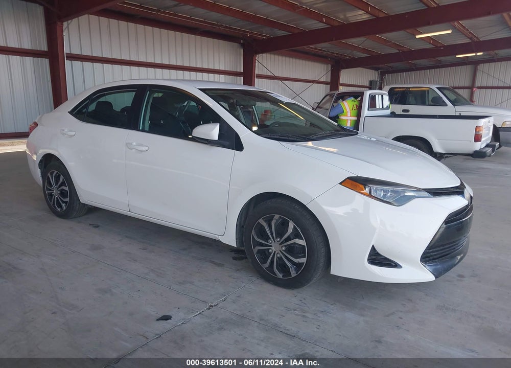 2018 TOYOTA COROLLA LE VIN: 2T1BURHE1JC986731