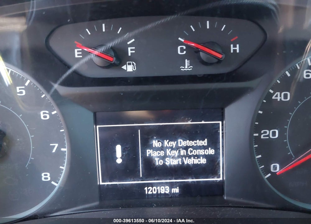 2018 CHEVROLET EQUINOX LS VIN: 2GNAXHEV0J6325220