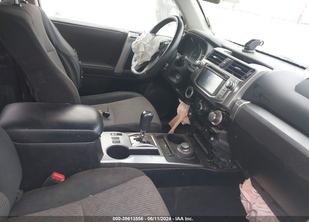 2018 TOYOTA 4RUNNER SR5 VIN: JTEBU5JR4J5574155