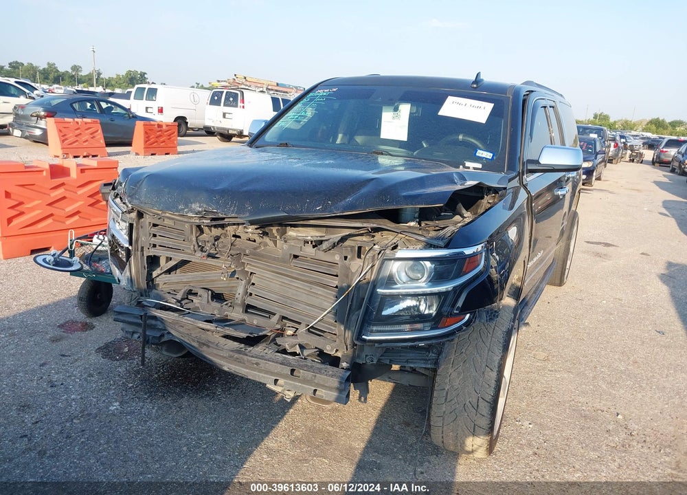 2018 CHEVROLET SUBURBAN LT VIN: 1GNSCHKC0JR148756