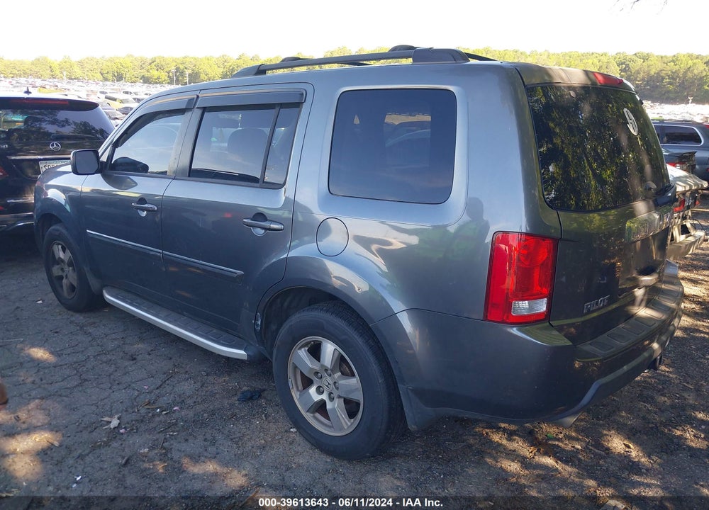 2011 HONDA PILOT EX-L VIN: 5FNYF3H5XBB014320