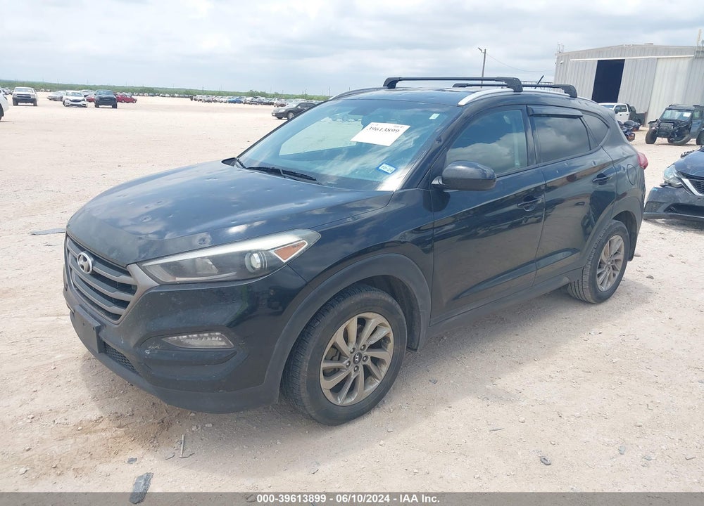2016 HYUNDAI TUCSON SE VIN: KM8J33A43GU228054