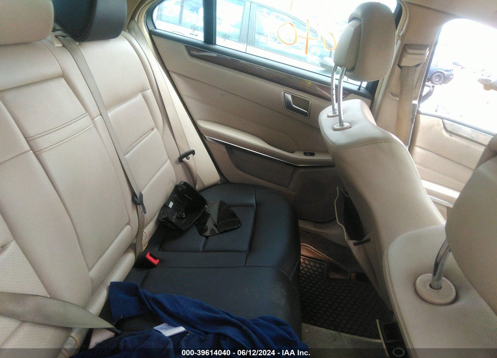 2014 MERCEDES-BENZ E 350 VIN: WDDHF5KB2EA905926