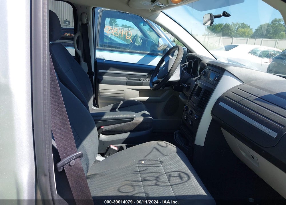 2010 DODGE GRAND CARAVAN SE VIN: 2D4RN4DE1AR377405