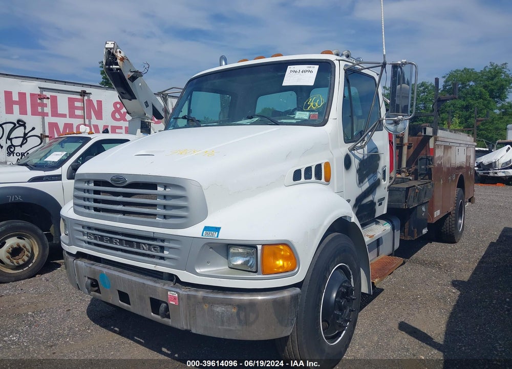 2005 INTERNATIONAL TANK & TRLR STERLING VIN: 0000000000NY68742