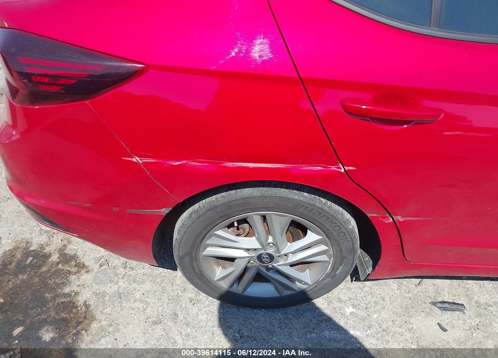 2020 HYUNDAI ELANTRA SEL VIN: 5NPD84LFXLH615664