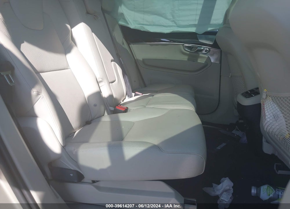 2016 VOLVO XC90 T6 MOMENTUM VIN: YV4A22PK2G1085815