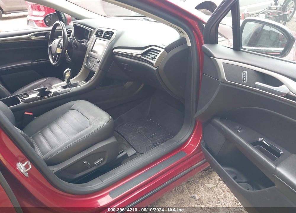 2016 FORD FUSION SE VIN: 3FA6P0T91GR270693
