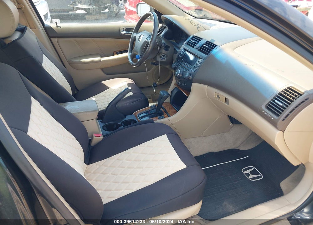 2003 HONDA ACCORD 2.4 EX VIN: JHMCM56633C061287