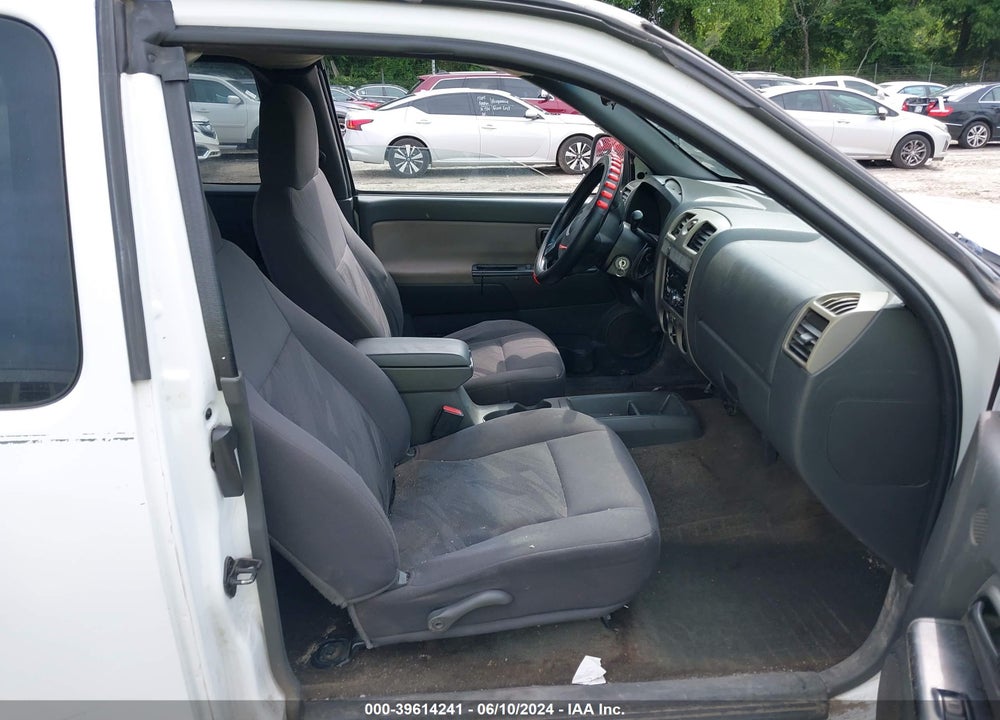 2005 CHEVROLET COLORADO LS VIN: 1GCDS196458232635