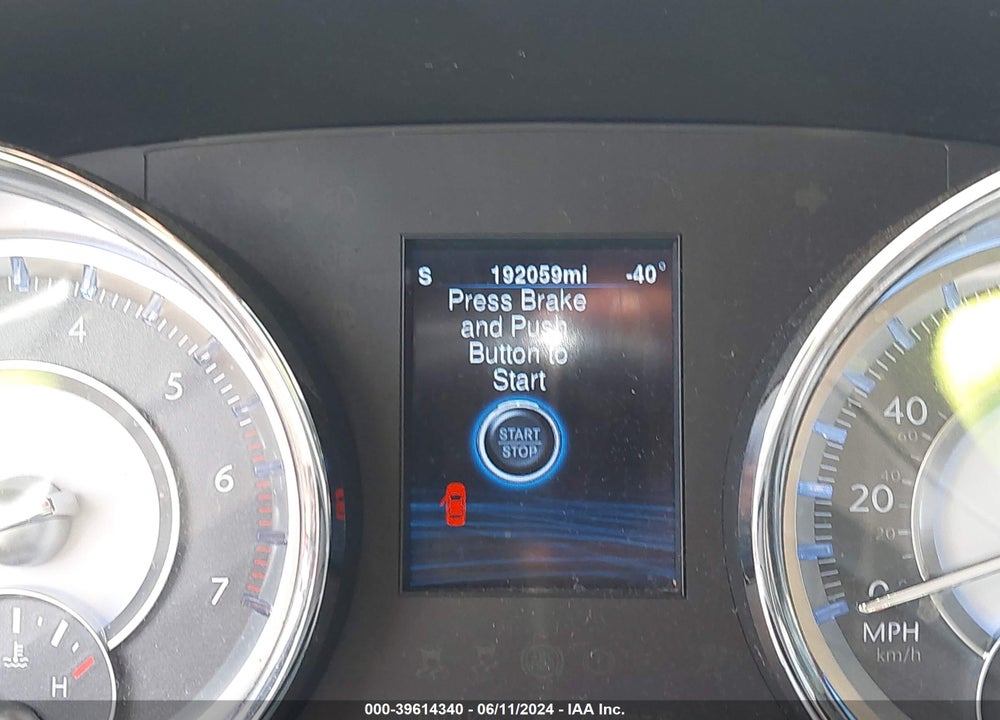2013 CHRYSLER 300C VIN: 2C3CCAET3DH711727