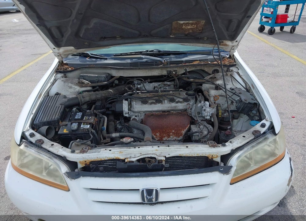 2002 HONDA ACCORD 2.3 LX VIN: JHMCG66562C000146