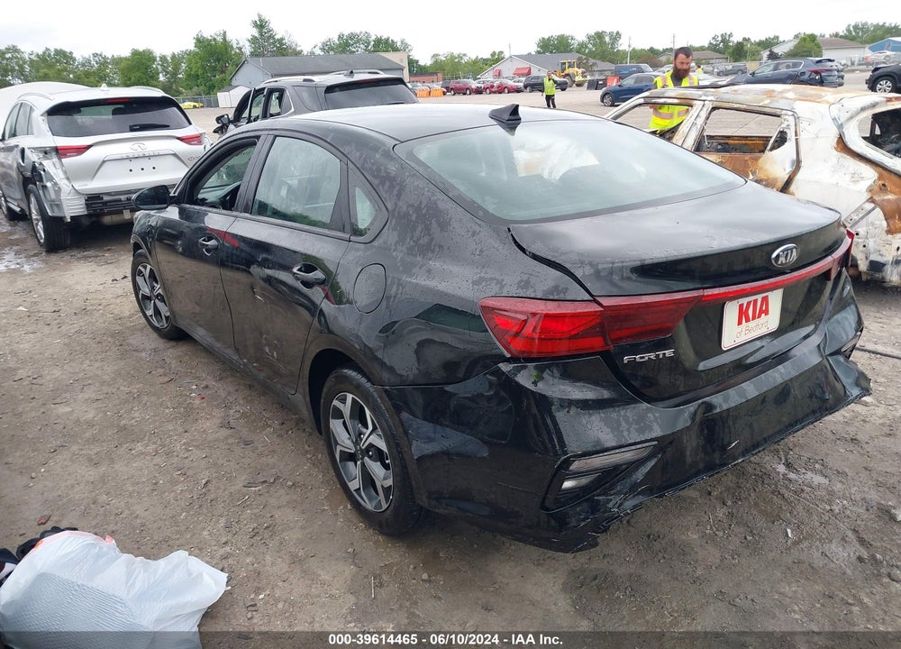2021 KIA FORTE LXS VIN: 3KPF24AD6ME391620