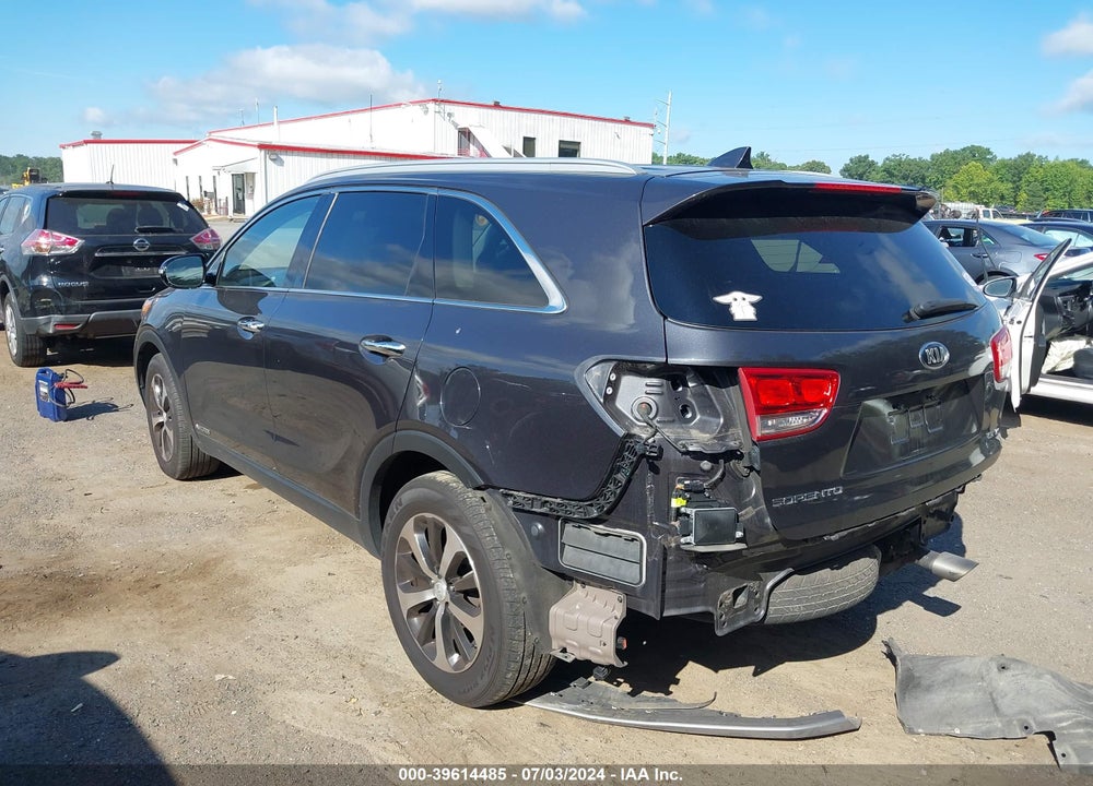 2017 KIA SORENTO 3.3L EX VIN: 5XYPHDA52HG228936