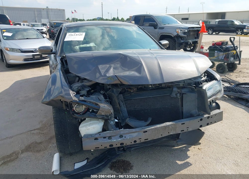 2018 CHRYSLER 300 300S VIN: 2C3CCABG9JH274612
