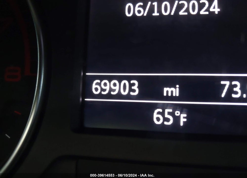 2016 AUDI A3 1.8T PREMIUM VIN: WAUA7GFF2G1016495
